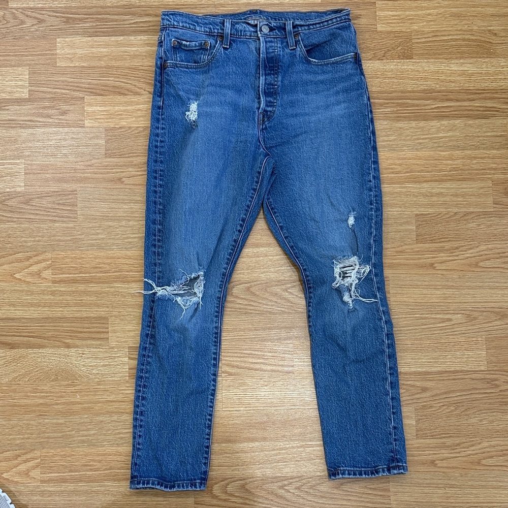 Levi's Distressed 501 Skinny Jeans